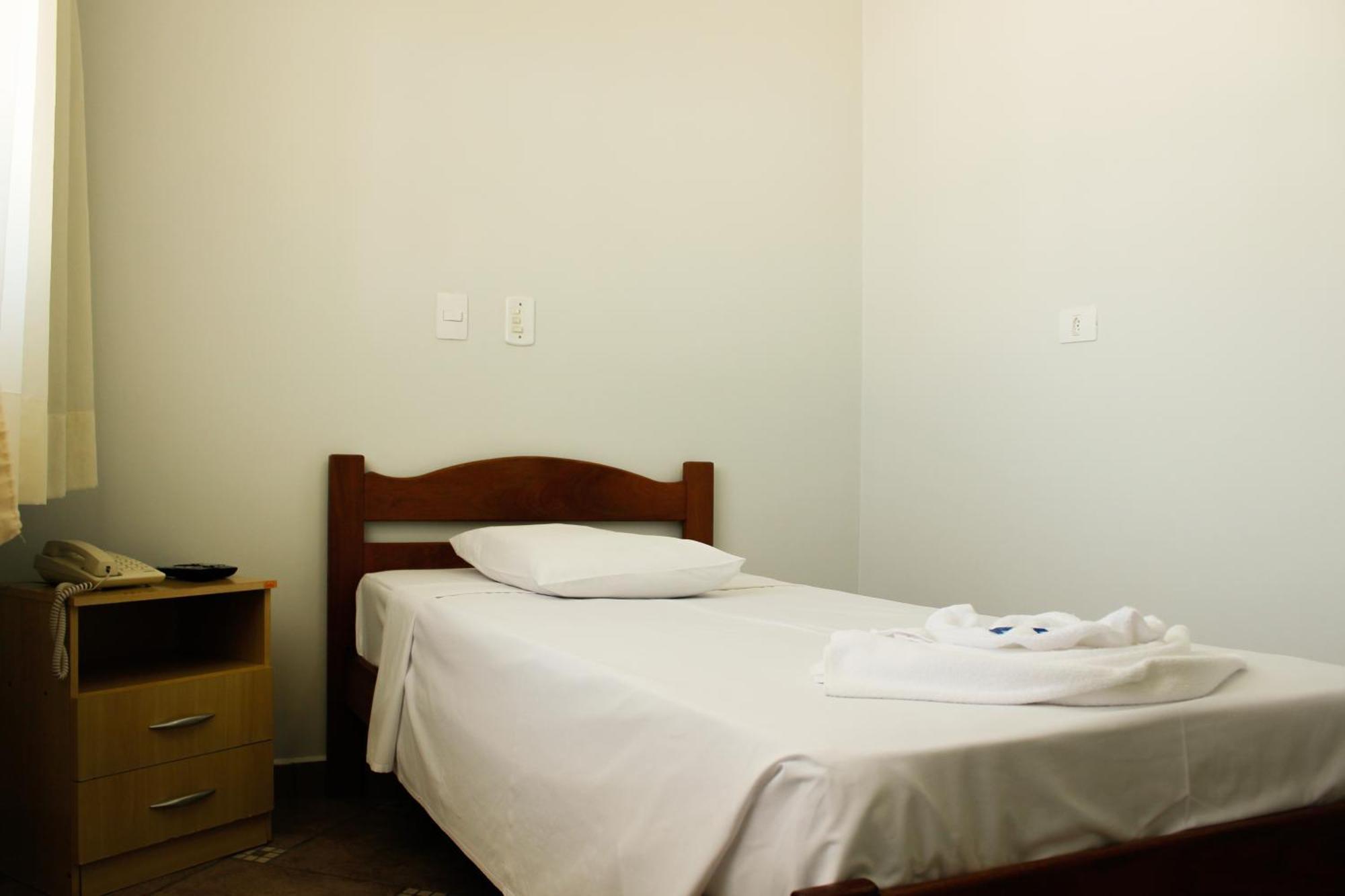 Cracco Park Hotel Curitiba Ruang foto